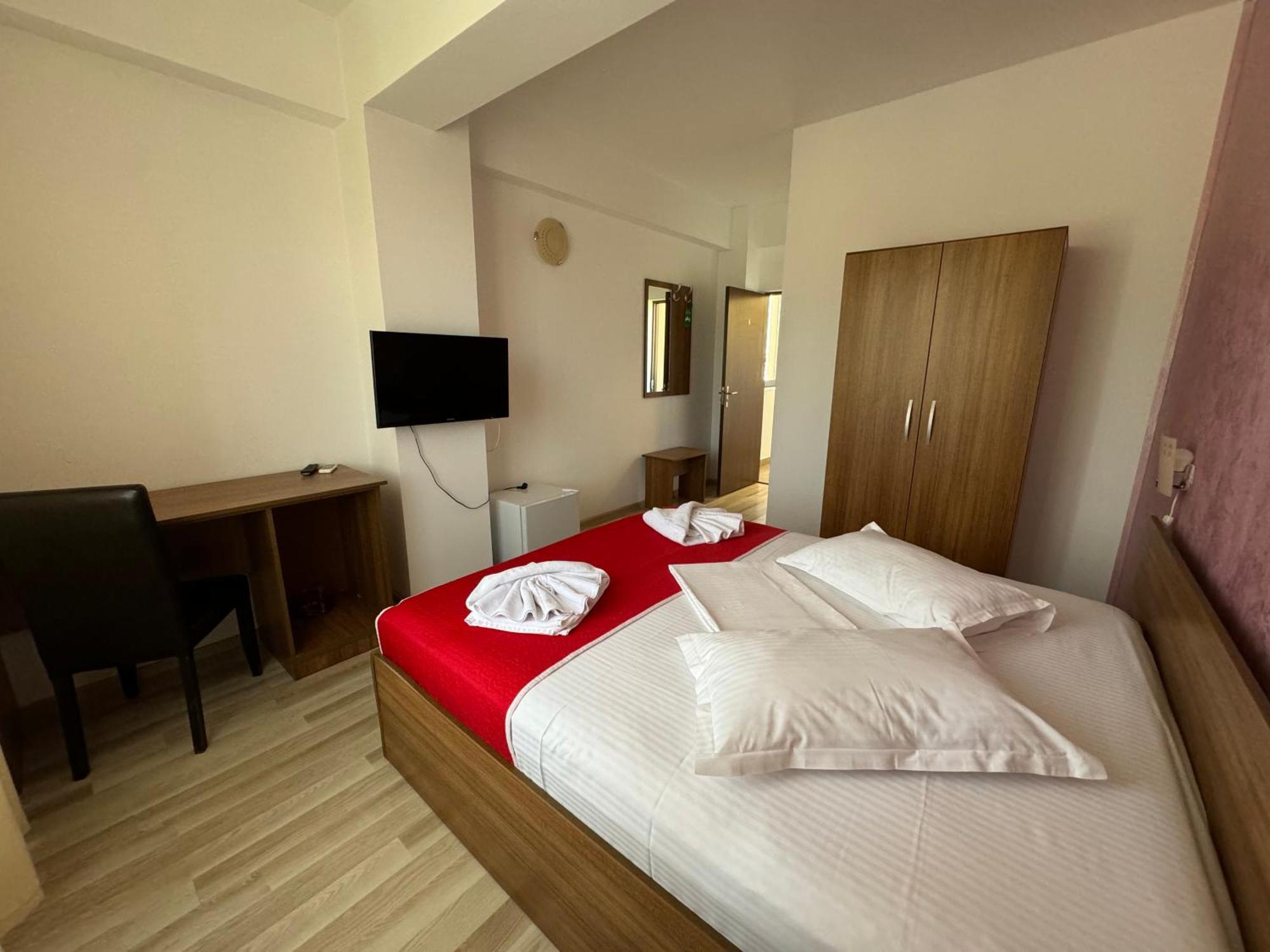 Hotel Mihaela Mamaia Exterior photo